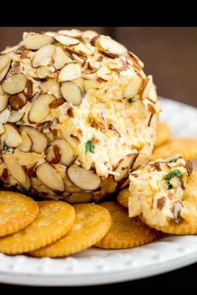 Smoky Bacon Cheddar Cheese Ball