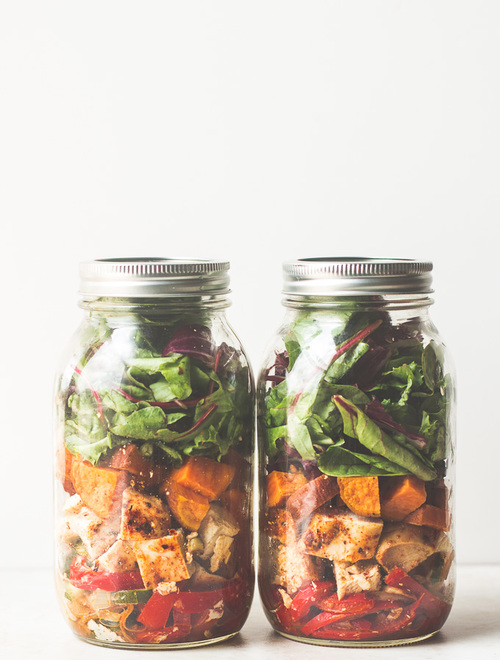 Southwestern Chicken Fajita Mason Jar Salad