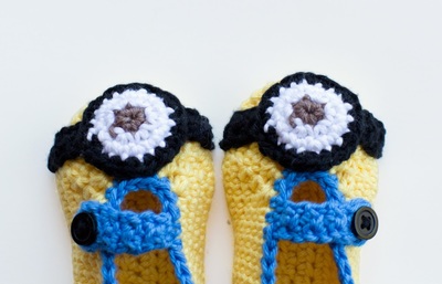 Minion-Inspired Crochet Baby Booties