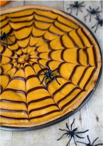 Pumpkin-Spiced Spiderweb Cookie Pizza
