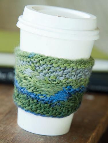 Cabled Orchard Cup Cozy