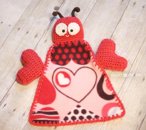 Crochet Love Bug Lovey Blanket