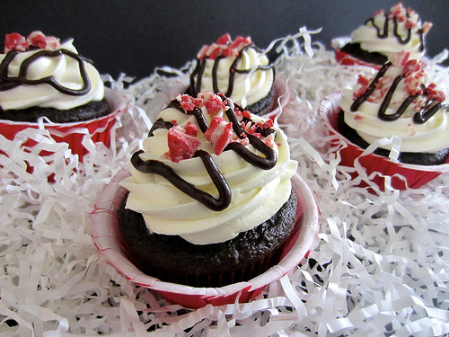Peppermint Hot Chocolate Mousse Cupcakes