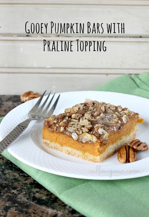 Gooey Pumpkin Bars with Praline Topping