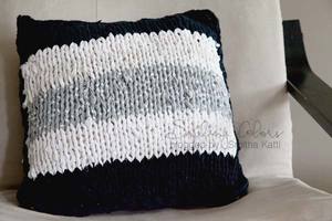 T-Shirt Yarn DIY Pillow