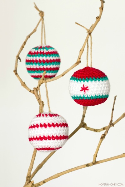 Crocheted Christmas Baubles Pattern