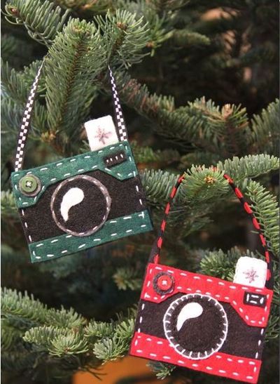 Felt Camera DIY Christmas Ornaments