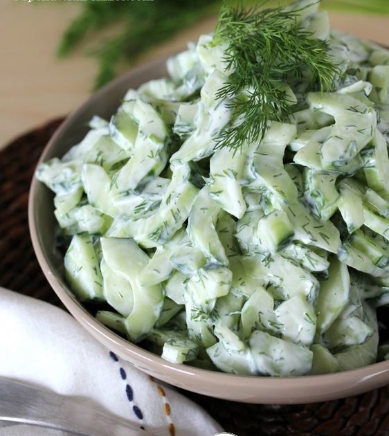 Creamy Cucumber Salad with Greek Yogurt | RecipeLion.com Creamy Cucumber Salad with Greek Yogurt | RecipeLion.com