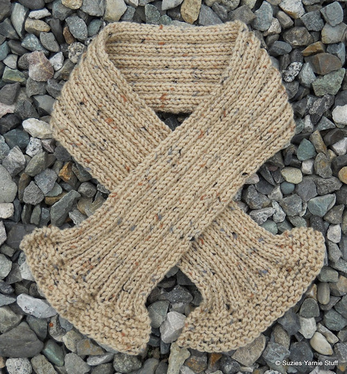 Cozy Scarflet