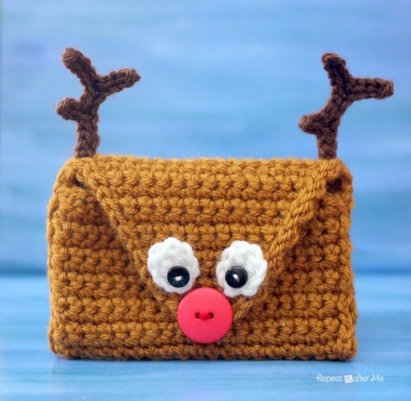 Crochet Reindeer Pouch