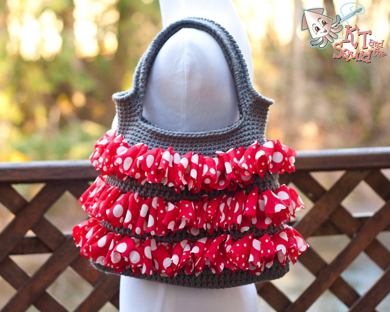 Ruffle Detail Crochet Straw Bag