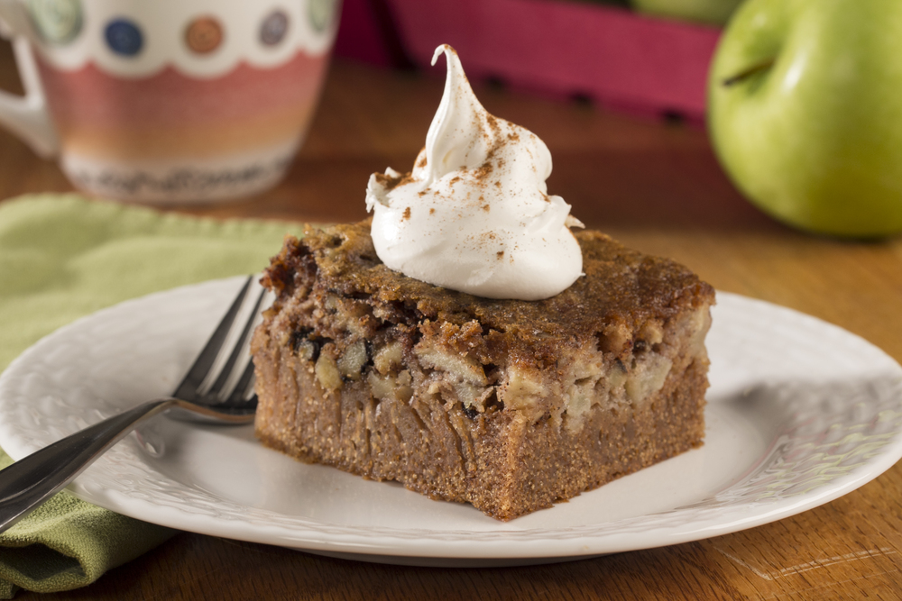 Apple Cake Recipe: Warm Apple Pudding Cake