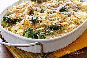 Light Chicken and Broccoli Noodle Casserole