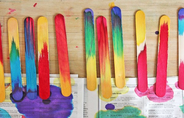 Dip Dyed Watercolor Craft Sticks