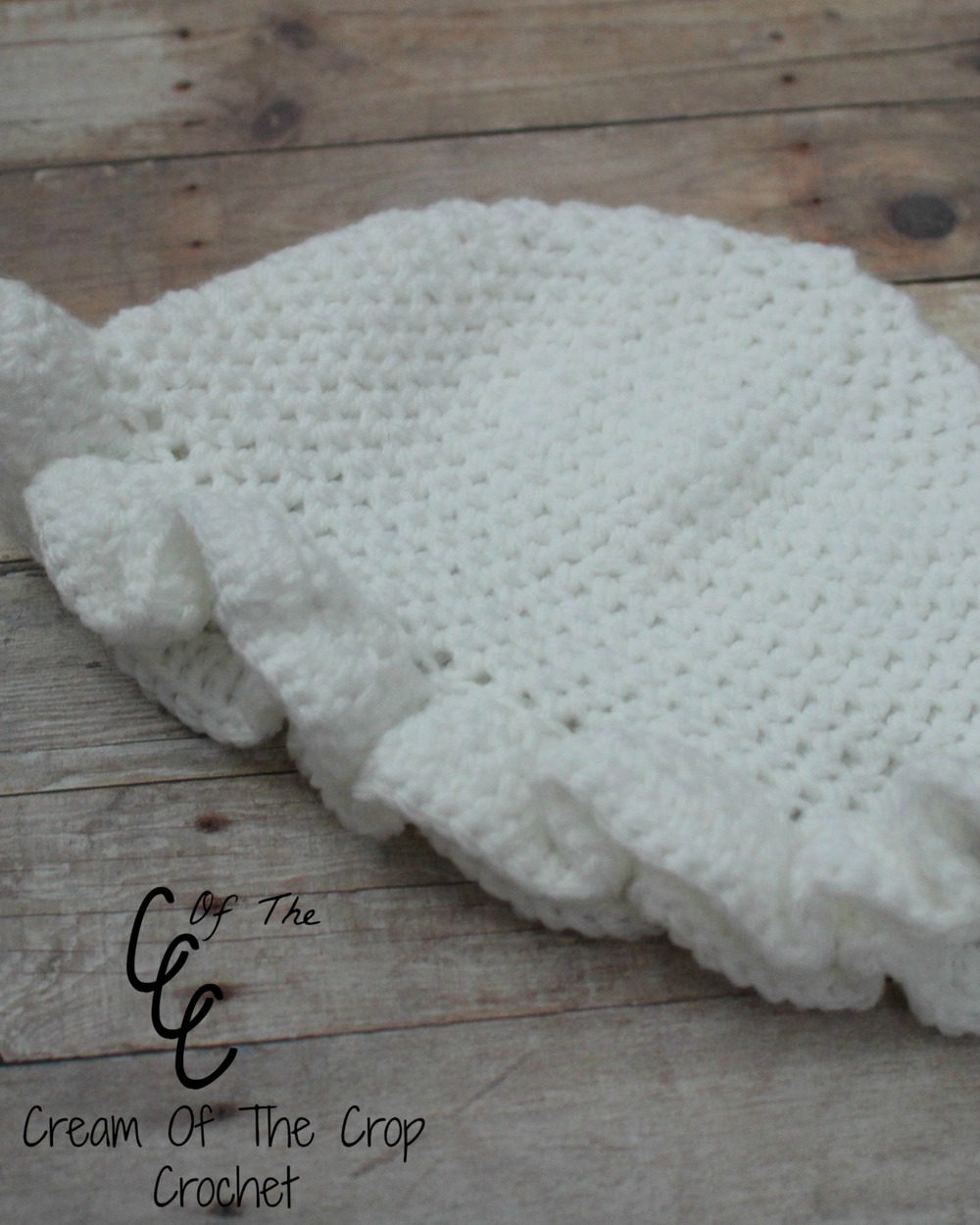 Crochet ruffled baby online bonnet