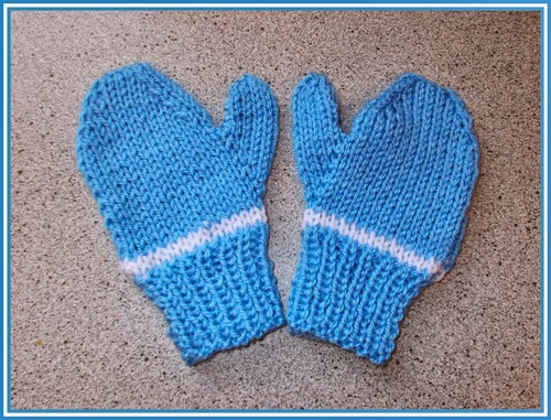 Easy Two Needle Children S Mittens Allfreeknitting Com