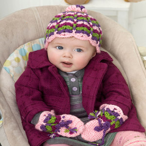 Scalloped Baby Hat and Mittens