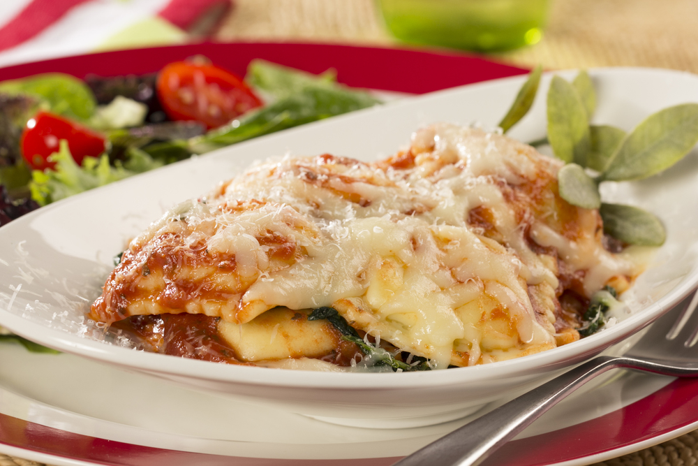 Weeknight Spinach Ravioli Lasagna | MrFood.com