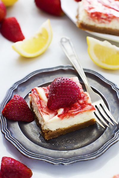 Strawberry Lemon Cheesecake Bars