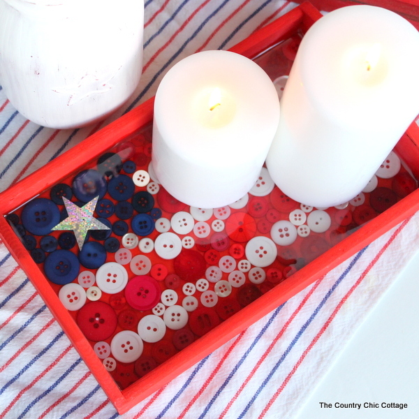 Button Flag Tray