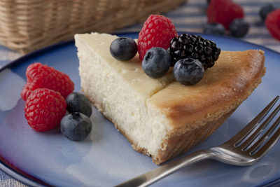 Berry Trio Cheesecake Pie