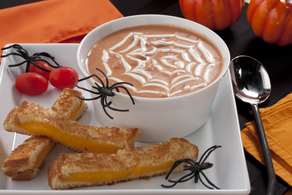 10 Halloween Dinner Ideas (These Are Dreadfully Good!) | MrFood.com