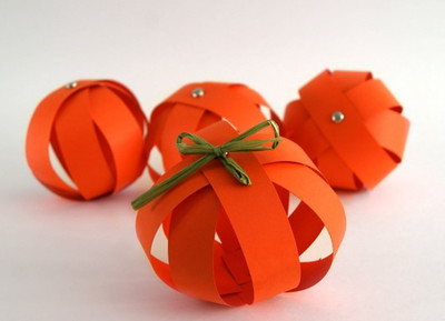 Mini Pumpkin DIY Paper Garland