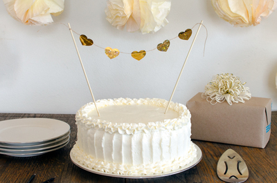 Rustic Wedding Cake Frosting Technique