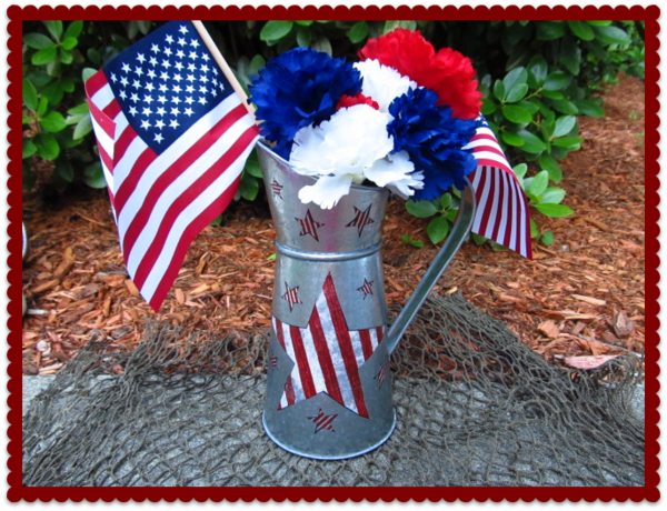 4th of July Decoupaged Buckets