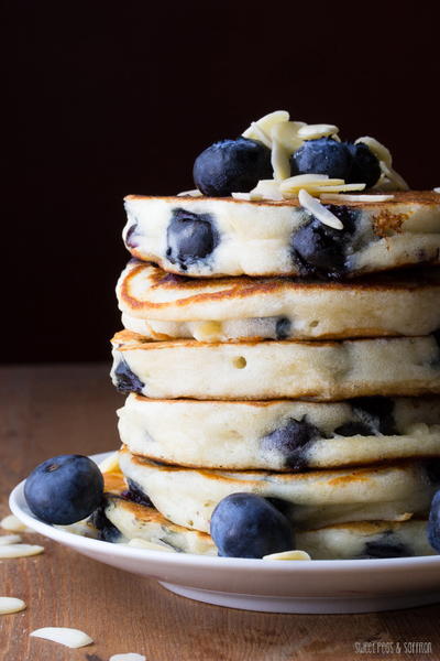 Extra Fluffy Blueberry Almond Pancakes