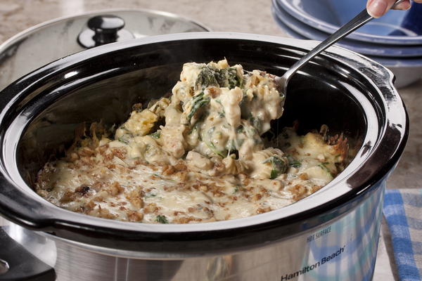 Cheesy Chicken Noodle Casserole Cheesy Chicken Noodle Casserole