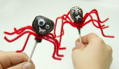 Halloween Lollipop Spiders