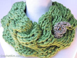 Rippling Waves Crochet Cowl