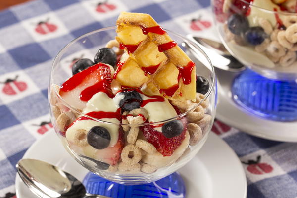 Super Breakfast Sundaes