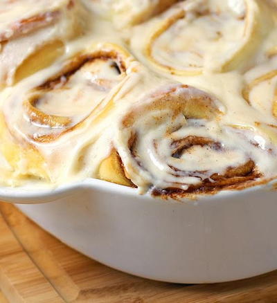 Cinnabon Cinnamon Roll Casserole Copycat