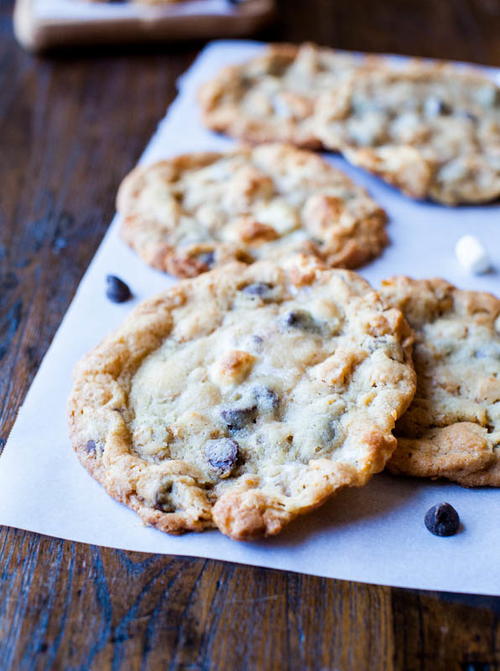 Copycat Momofuku Cornflake Chocolate Chip Marshmallow Cookies