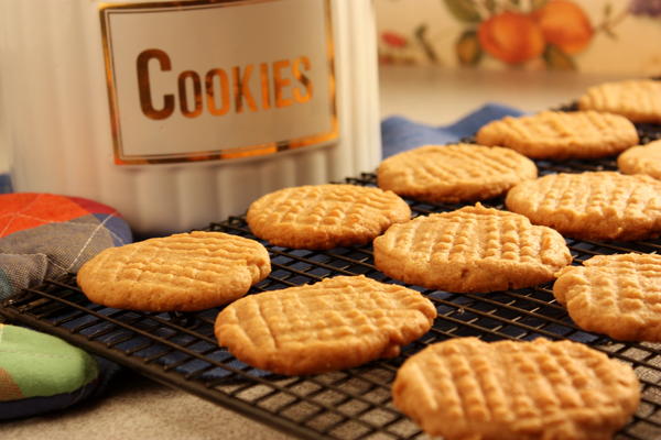 Soft Peanut Butter Cookies