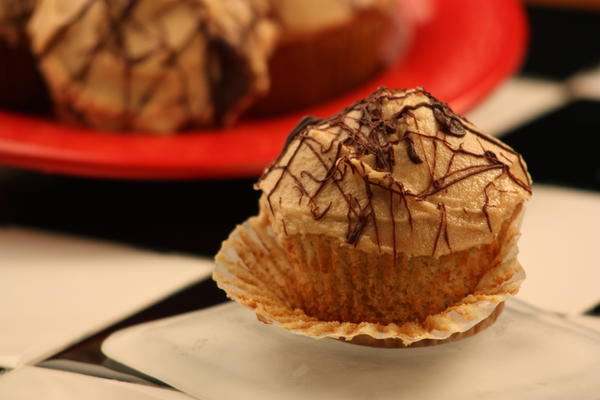 Peanut Butter and Banana Cupcakes