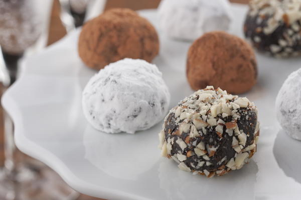 Chocolate Sandwich Cookie Truffles