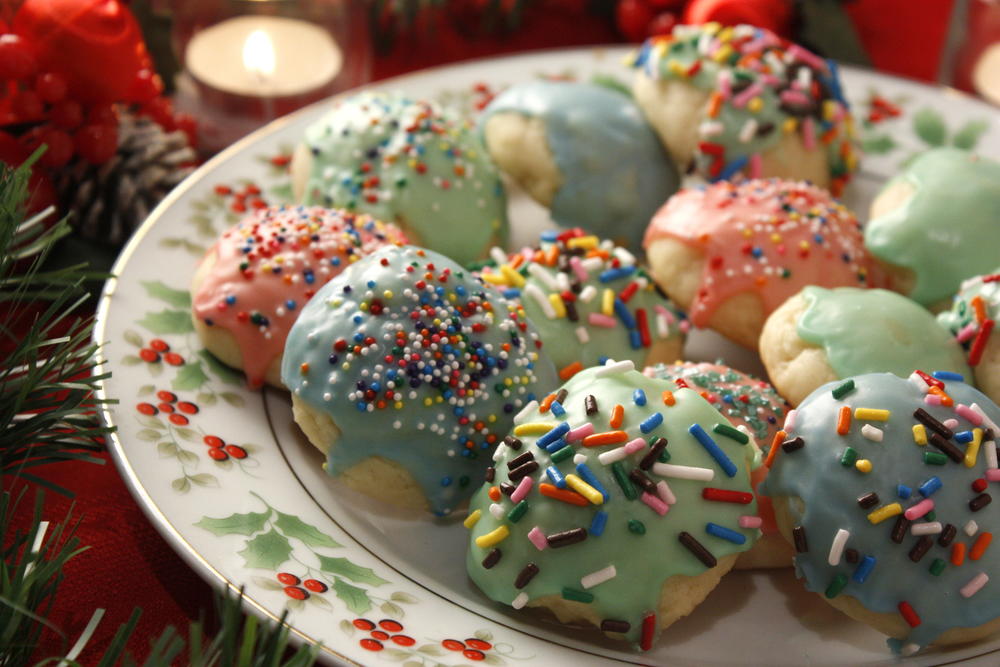Italian Christmas Cookies | MrFood.com