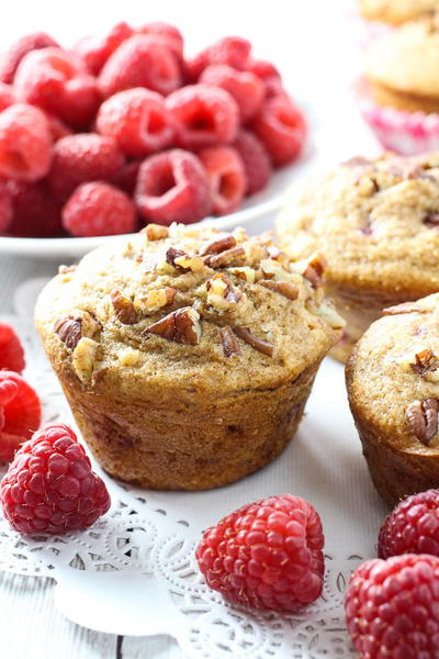 Sweet n' Nutty Raspberry Muffins