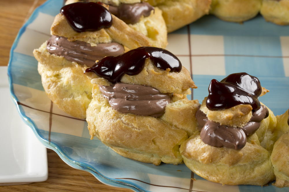 Puff Rib Ring Cream Puff Ring | MrFood.com