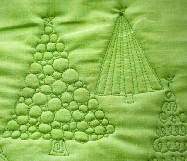 Christmas Tree Free Motion Quilting | FaveQuilts.com