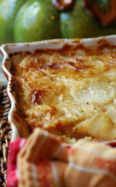 Creamy Scalloped Potatoes with Ham