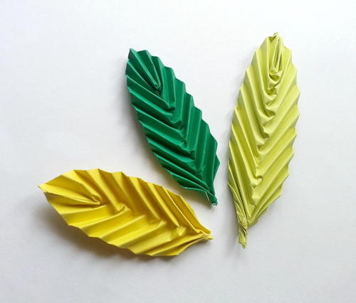 Darling DIY Origami Leaf