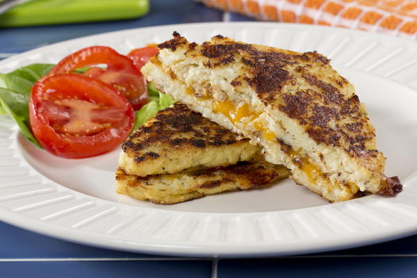 Low-Carb Grilled Cheese