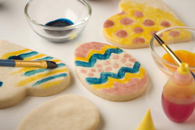 Hoppy Easter Egg Cookies