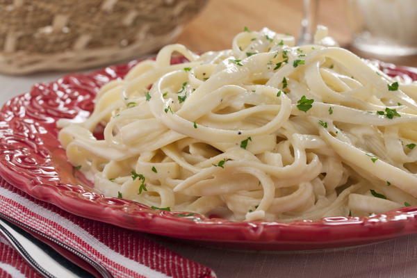 Fettuccine Alfredo