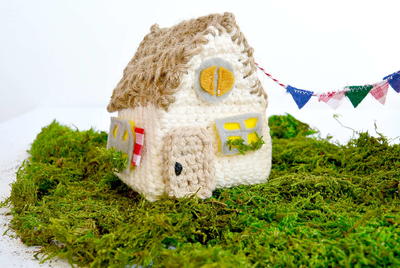 Thatch Roof Crochet House