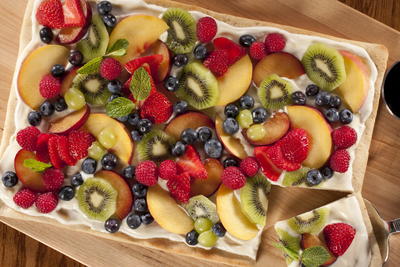 Fresh and Fruity Dessert Pizza